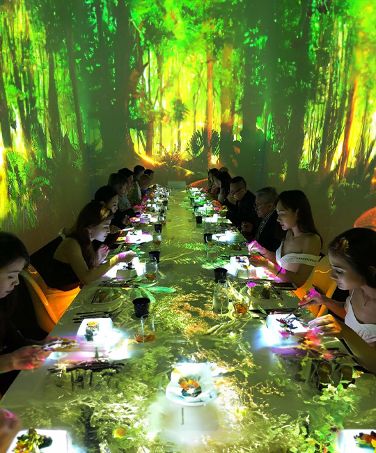 CRAVE 4D Immersive Dining Experience